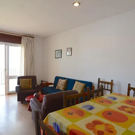 Apartamento Riells Platja *